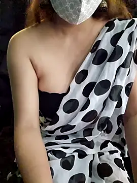 Snapshot of mohini_sen chatting on 10/11/25, 03:10 mohini sen online show from 10/11/25, 03:10