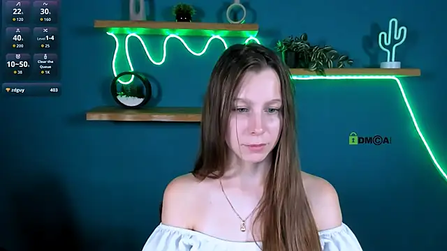 Snapshot of esme_moore_ chatting on 11/19/25, 12:16 esme moore online show from 11/19/25, 12:16