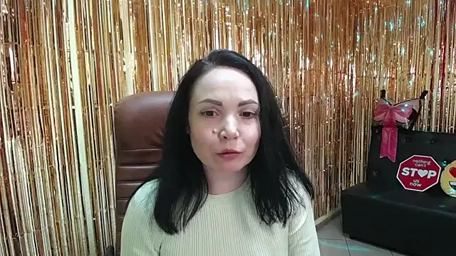 Snapshot of JosefinaWelpo chatting on 10/07/25, 03:20 JosefinaWelpo online show from 10/07/25, 03:20