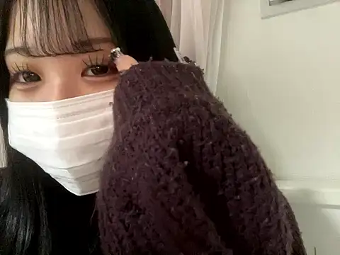 Kiara  0o online show from 11/05/25, 03:45