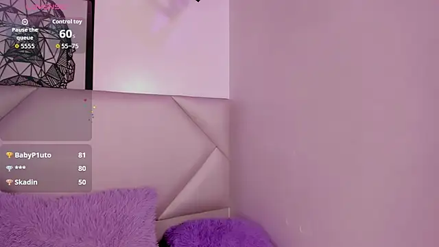 Haiily Baeker online show from 10/10/25, 04:33