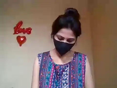 swethareddyy9119 online show from 10/19/25, 03:18