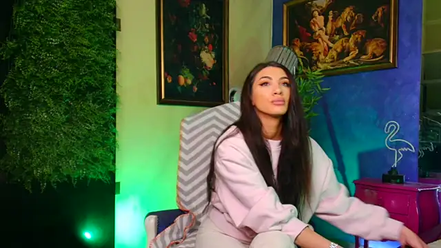 nicolepalmer online show from 10/08/25, 07:33