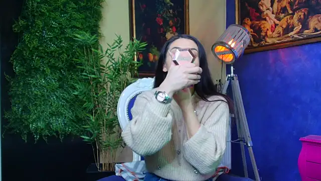 nicolepalmer online show from 11/04/25, 08:35