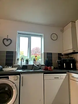 Snapshot of MimiMaee chatting on 10/21/25, 06:47 MimiMaee online show from 10/21/25, 06:47