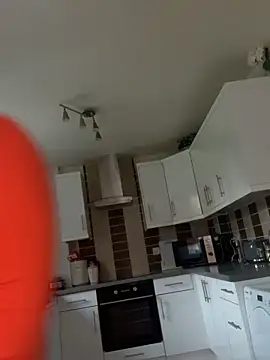 Snapshot of MimiMaee chatting on 11/05/25, 11:32 MimiMaee online show from 11/05/25, 11:32