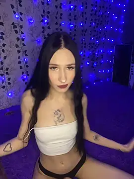 Snapshot of Kisa-Lisa_ chatting on 11/12/25, 04:29 Kisa-Lisa online show from 11/12/25, 04:29