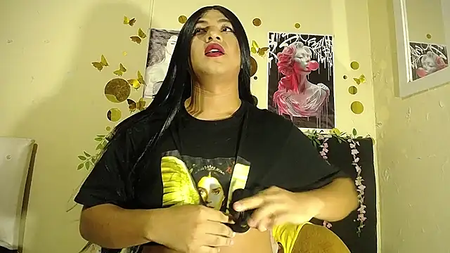 Cataleya nova online show from 10/15/25, 02:22