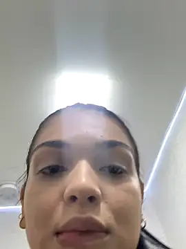 catalina garciaa online show from 11/04/25, 06:07