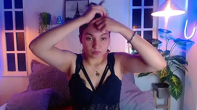 Viollet C online show from 10/20/25, 01:39