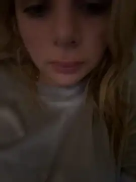 Snapshot of clarissetriolett chatting on 10/04/25, 04:16 clarissetriolett online show from 10/04/25, 04:16