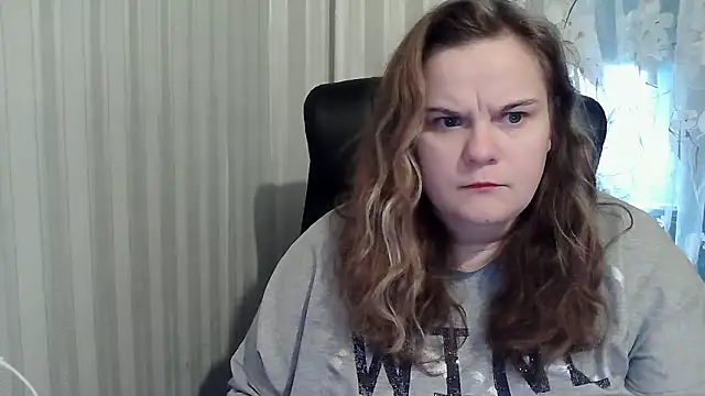 HarmonyKarera online show from 10/23/25, 07:51