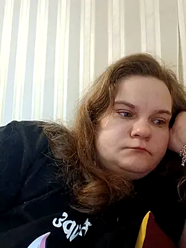 HarmonyKarera online show from 11/17/25, 09:04