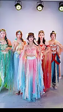 HuangGuan-888 online show from 10/04/25, 04:27