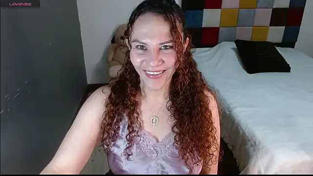 Miavelvett- online show from 10/16/25, 02:12