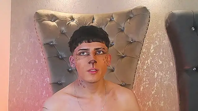 MateoMitchell online show from 10/24/25, 05:26