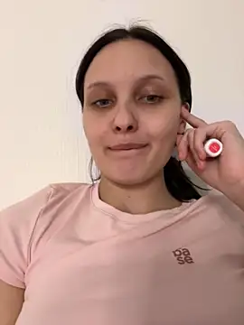 Snapshot of Marie_Brandy chatting on 10/08/25, 05:32 Marie Brandy online show from 10/08/25, 05:32