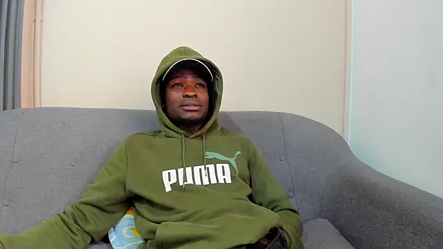 COMPTON 01 online show from 10/10/25, 01:21