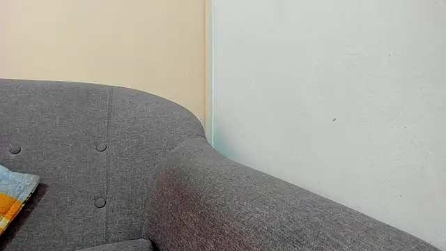 COMPTON 01 online show from 10/11/25, 04:05