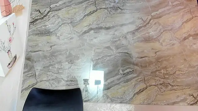 COMPTON 01 online show from 11/01/25, 03:52