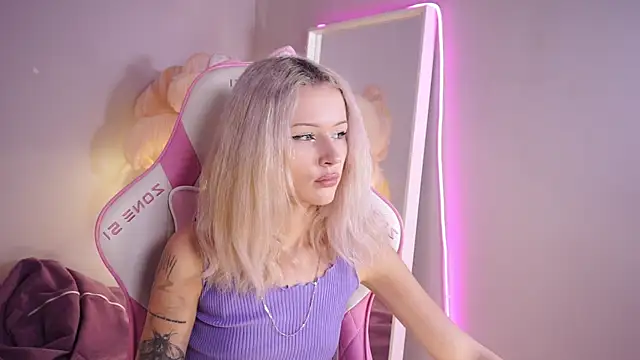 Celeste eyes0n online show from 10/07/25, 08:39