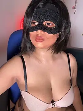 elza laana online show from 10/14/25, 08:04