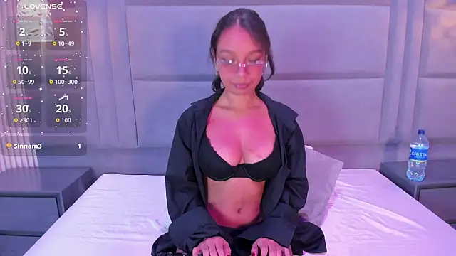 AliceJackkson online show from 10/17/25, 11:35