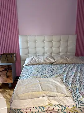 CharlotteMilf  online show from 11/19/25, 01:11