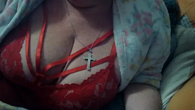 Playful MILF Demi online show from 11/27/25, 10:12