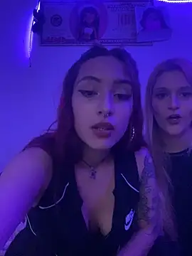 Snapshot of amatista7768 chatting on 10/29/25, 12:02 amatista7768 online show from 10/29/25, 12:02