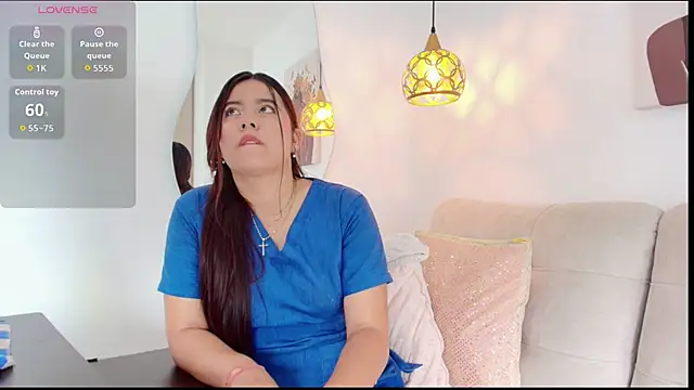 Lia Jhonson  online show from 10/22/25, 12:27