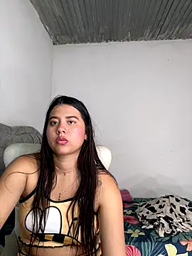 Lia Jhonson  online show from 11/20/25, 03:12