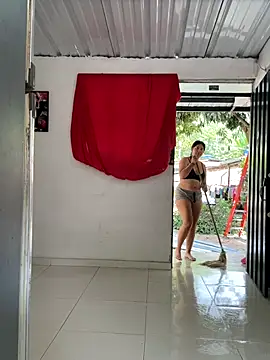 Lia Jhonson  online show from 11/25/25, 07:25