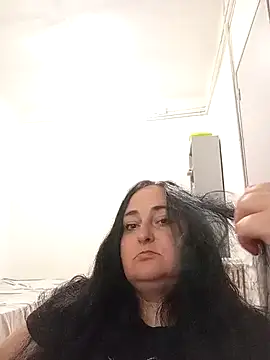 Snapshot of Bella_862 chatting on 10/25/25, 06:24 Bella 862 online show from 10/25/25, 06:24