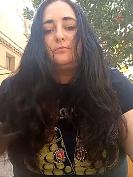 Snapshot of Bella_862 chatting on 11/02/25, 01:13 Bella 862 online show from 11/02/25, 01:13