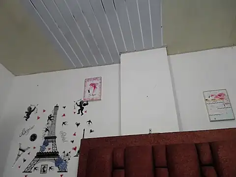 vauroraper online show from 10/25/25, 11:32