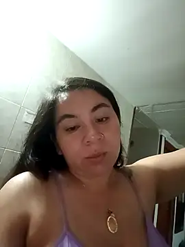 Hatria Nuu online show from 10/14/25, 01:28