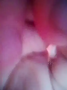 Snapshot of LusiyaGold5 chatting on 10/30/25, 08:31 LusiyaGold5 online show from 10/30/25, 08:31