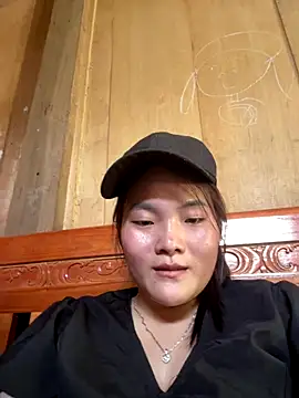 Beautiful-light22 online show from 10/04/25, 04:32