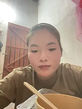 Beautiful-light22 online show from 10/12/25, 03:55