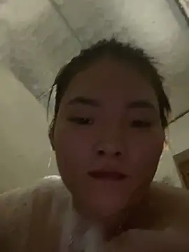 Beautiful-light22 online show from 10/14/25, 10:38