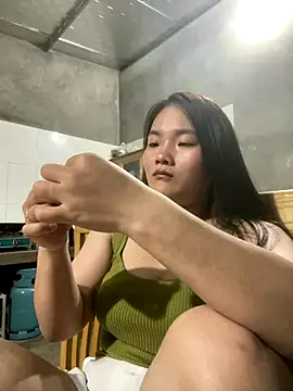 Beautiful-light22 online show from 10/18/25, 01:01