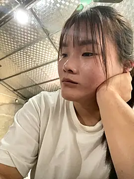 Beautiful-light22 online show from 10/25/25, 01:24