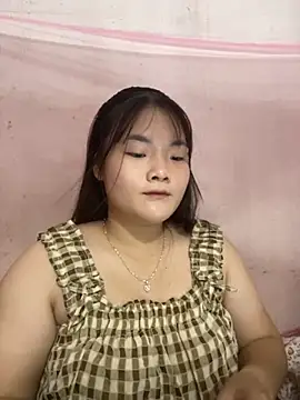 Beautiful-light22 online show from 11/04/25, 08:02