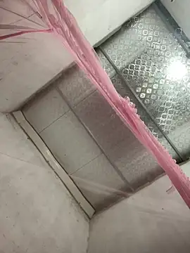 Beautiful-light22 online show from 11/17/25, 04:57