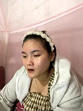 Beautiful-light22 online show from 11/18/25, 12:31