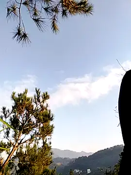 sumaybae online show from 11/22/25, 12:20