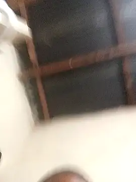 Snapshot of FreakieKay chatting on 10/28/25, 01:47 FreakieKay online show from 10/28/25, 01:47