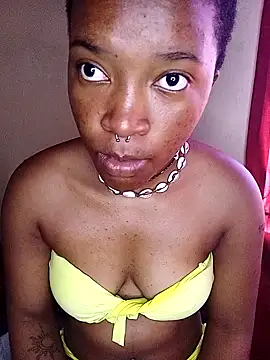 Snapshot of FreakieKay chatting on 11/20/25, 07:08 FreakieKay online show from 11/20/25, 07:08