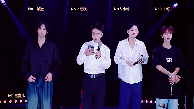 Snapshot of Boygayhouse chatting on 10/10/25, 08:13 Boygayhouse online show from 10/10/25, 08:13